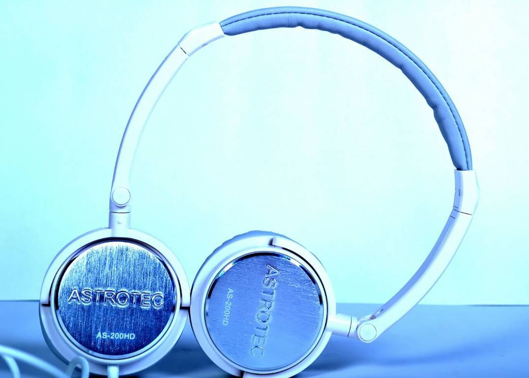 Buy Astrotec AS-200HD On Ear Headphone at HiFiNage in India with warranty.
