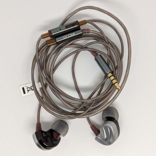 Buy Fidue A73 earphones opened box at hifinage in India.