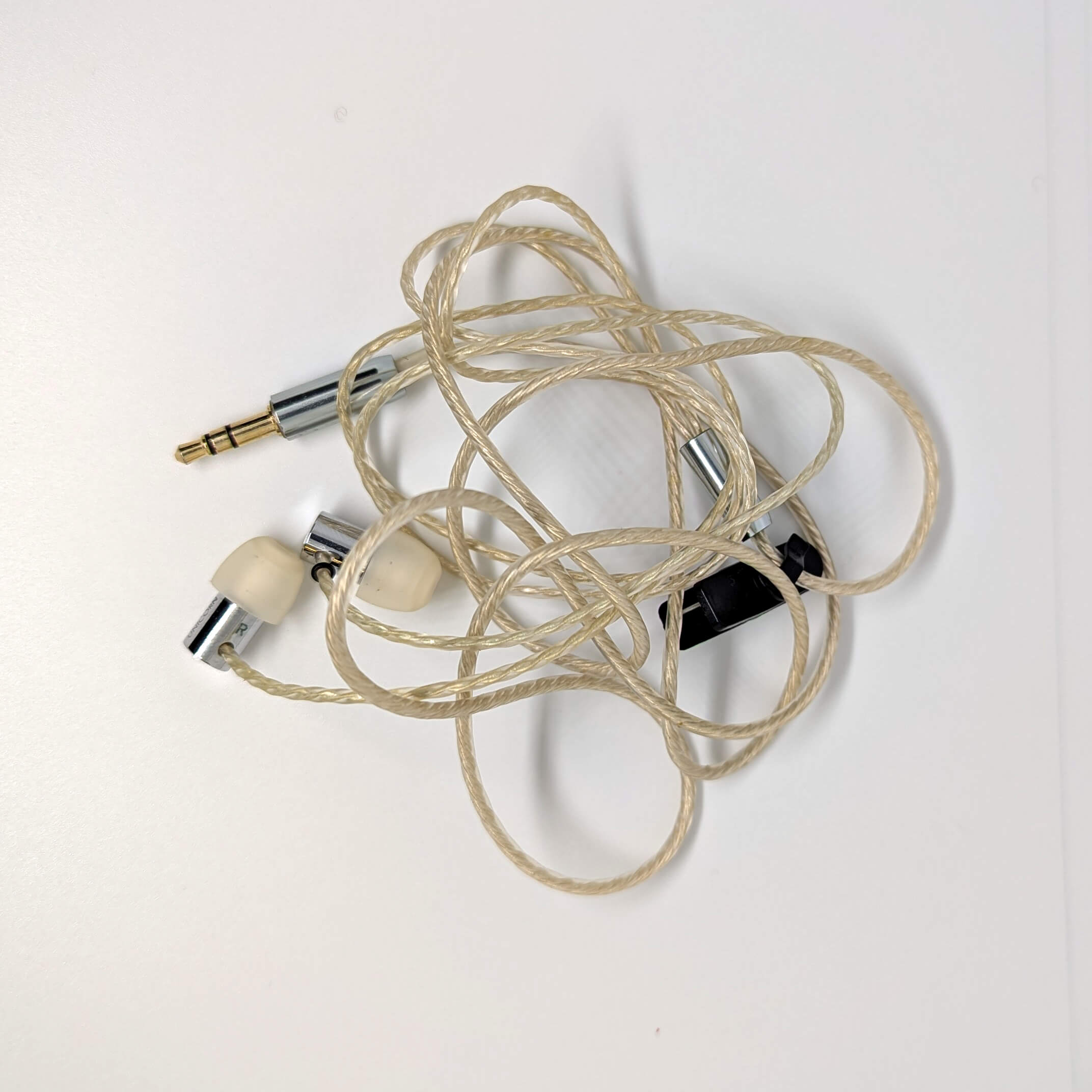 Buy Binary Acoustics pre-owned earphones at hifinage in India.