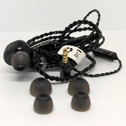 Buy BQEYZ K2 pre-owned earphones at hifinage in India.